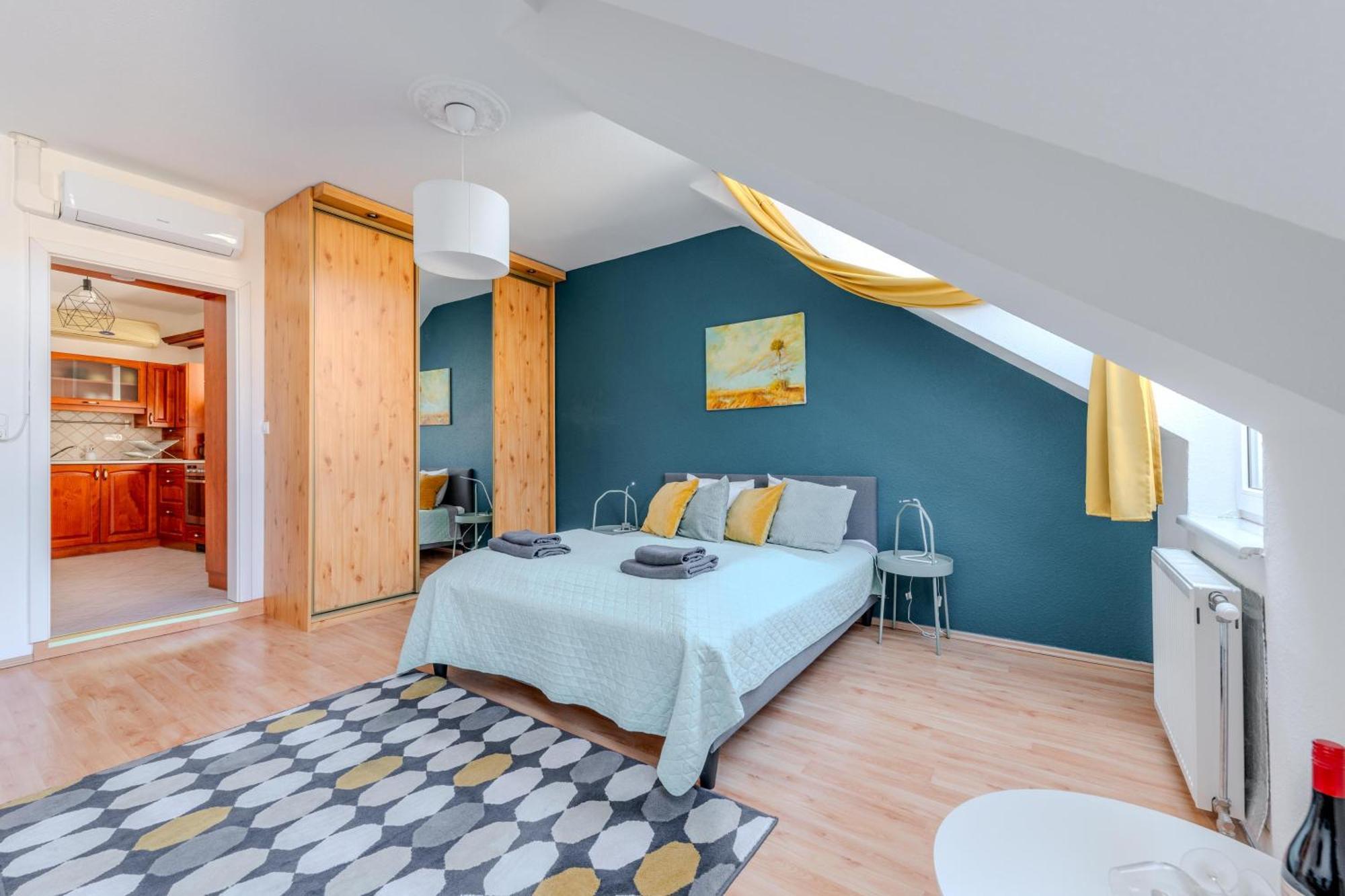 Cozy Flat In The Heart Of Buda Budapest Ngoại thất bức ảnh