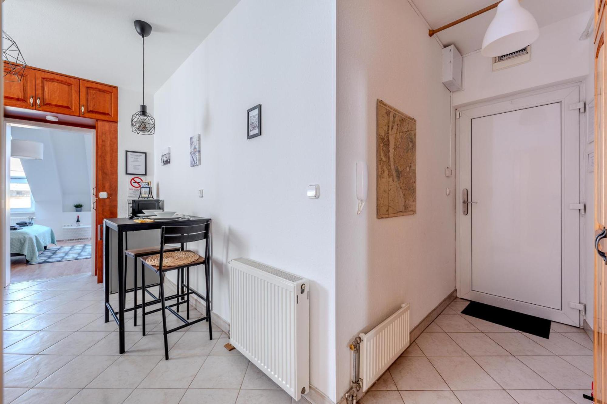 Cozy Flat In The Heart Of Buda Budapest Ngoại thất bức ảnh