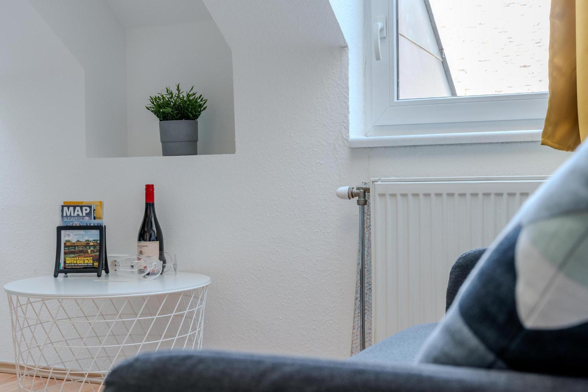 Cozy Flat In The Heart Of Buda Budapest Ngoại thất bức ảnh